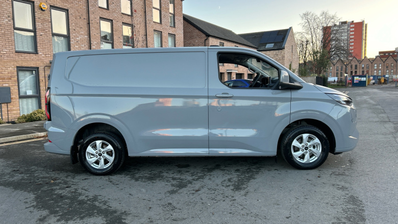 Ford Transit Custom E-320 L1 Rwd 100kW 65kWh H1 Van Limited Auto